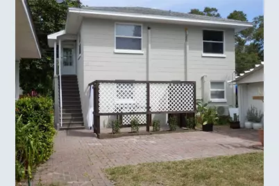 5257 5th Avenue N #Upstairs Garage, Saint Petersburg, FL 33710 - Photo 1
