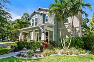 925 Monticello Blvd N, Saint Petersburg, FL 33703 - Photo 1