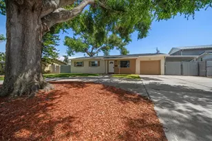 6282 41st Ave N, Saint Petersburg, FL 33709 - Photo 1