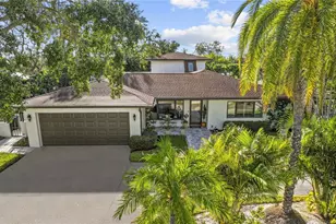 208 Live Oak Ln, Largo, FL 33770 - Photo 1