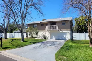 412 Manor Blvd, Palm Harbor, FL 34683 - Photo 1