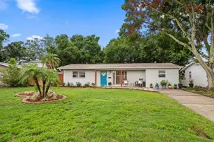 670 42nd Ave NE, Saint Petersburg, FL 33703 - Photo 1