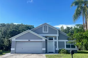 921 Linn Harbor Ct, Tarpon Springs, FL 34689 - Photo 1