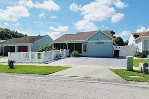 1918 Crown Park Dr, Valrico, FL 33594 - Photo 1