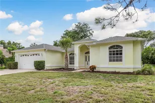 1156 Ridgegrove Dr W, Palm Harbor, FL 34683 - Photo 1