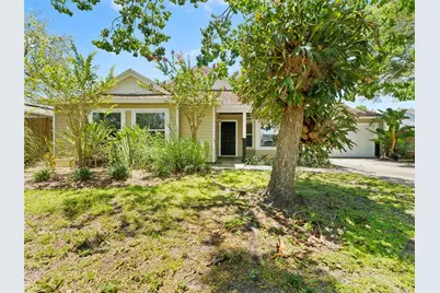 2068 Diane Avenue, Palm Harbor, FL 34683 - Photo 1