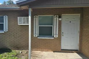 1306 E 137th Ave, Tampa, FL 33613 - Photo 1