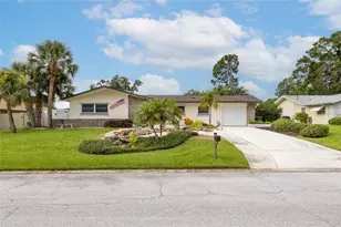 1251 Fairway Dr, Dunedin, FL 34698 - Photo 1