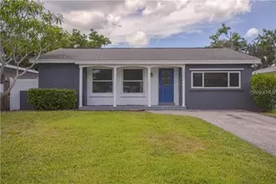 1882 Maryland Ave NE, Saint Petersburg, FL 33703 - Photo 1