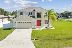 811 Abbeville Ct, Kissimmee, FL 34759 - Photo 1