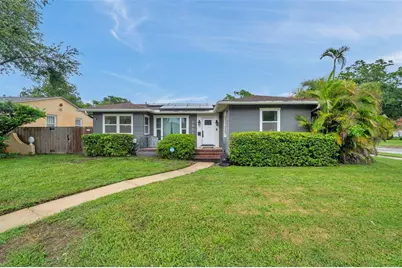 1601 14th Street N, Saint Petersburg, FL 33704 - Photo 1