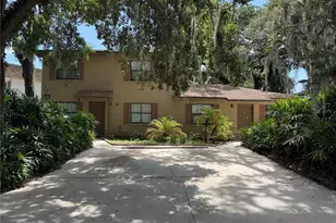 9209 N Hartts Dr, Tampa, FL 33617 - Photo 1