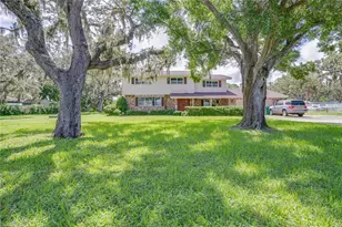 6625 Burning Tree Dr, Seminole, FL 33777 - Photo 1