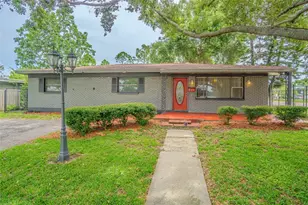 545 Terrace Dr, Brandon, FL 33510 - Photo 1