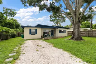 1948 Ridgewood Dr, Clearwater, FL 33763 - Photo 1
