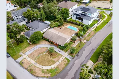 5101 W Neptune Way, Tampa, FL 33609 - Photo 1