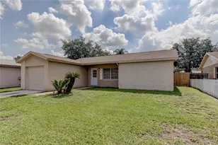 1007 Pine Ridge Cir, Brandon, FL 33511 - Photo 1