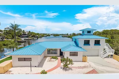 614 Betmor Lane, Palm Harbor, FL 34683 - Photo 1