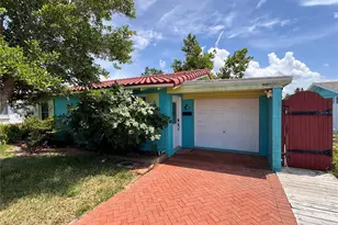 32 Palm Dr, Ormond Beach, FL 32176 - Photo 1