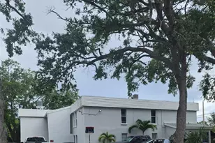 101 N Fernwood Ave, Clearwater, FL 33765 - Photo 1