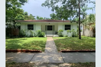 1236 15th Street N, Saint Petersburg, FL 33705 - Photo 1