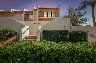 7550 Sunshine Skyway Ln S, Saint Petersburg, FL 33711 - Photo 1