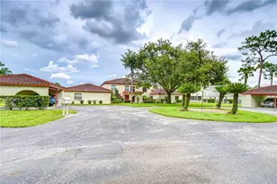 5352 Saddlebrook Way, Wesley Chapel, FL 33543 - Photo 1