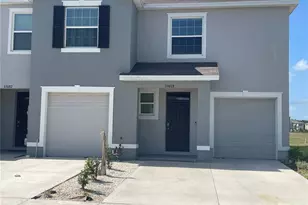 33078 Major Oak Dr, Wesley Chapel, FL 33545 - Photo 1