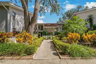 300 S Florida Ave, Tarpon Springs, FL 34689 - Photo 1