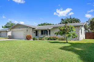 2587 60th Ave S, Saint Petersburg, FL 33712 - Photo 1