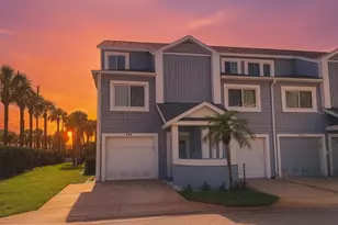 900 Harbour House Dr, Indian Rocks Beach, FL 33785 - Photo 1