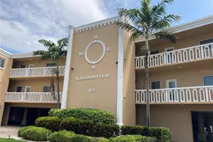 11605 3rd St E, Treasure Island, FL 33706 - Photo 1