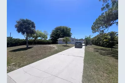 425 Southwest Boulevard, Naples, FL 34113 - Photo 1