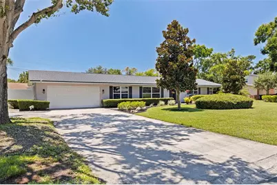 2390 66th Avenue S, Saint Petersburg, FL 33712 - Photo 1