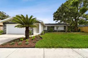 1386 Wexford Dr S, Palm Harbor, FL 34683 - Photo 1
