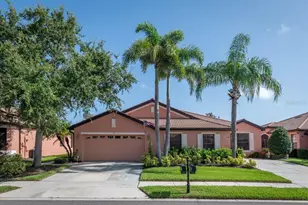 124 Shell Falls Dr, Apollo Beach, FL 33572 - Photo 1