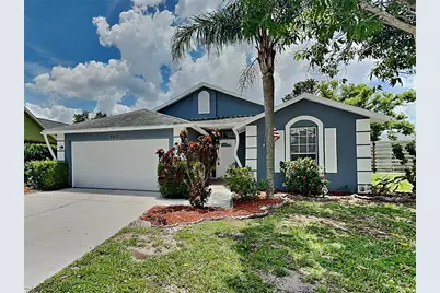 3910 78th Drive E, Sarasota, FL 34243 - Photo 1