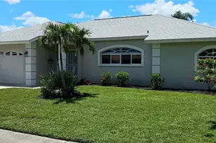 2877 56th Ave Cir E, Bradenton, FL 34203 - Photo 1