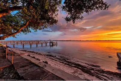 2150 Pelham Road N, Saint Petersburg, FL 33710 - Photo 1