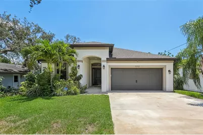 1112 E Boyer Street, Tarpon Springs, FL 34689 - Photo 1