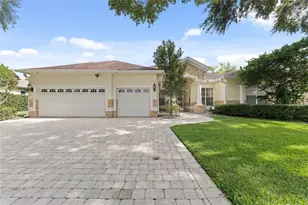 10310 Carroll Cove Pl, Tampa, FL 33612 - Photo 1