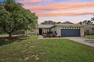 722 Sunlit Ct, Brandon, FL 33511 - Photo 1