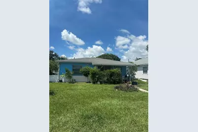 2427 39th Avenue N, Saint Petersburg, FL 33714 - Photo 1
