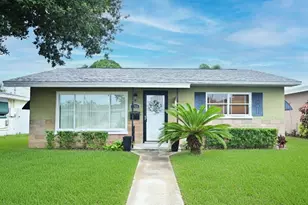 4744 11th Ave N, Saint Petersburg, FL 33713 - Photo 1