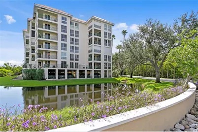 4801 Osprey Drive S #101, Saint Petersburg, FL 33711 - Photo 1