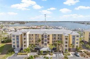 423 150th Ave, Madeira Beach, FL 33708 - Photo 1