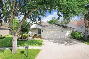 14826 Heronglen Dr, Lithia, FL 33547 - Photo 1