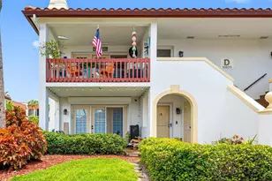 10600 Village Dr, Seminole, FL 33772 - Photo 1
