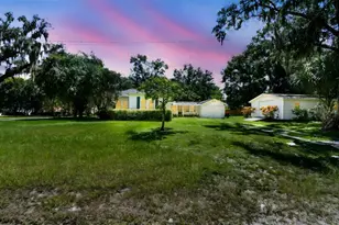 425 E Vine St, Bartow, FL 33830 - Photo 1