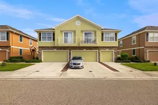 577 52nd Ave N, Saint Petersburg, FL 33703 - Photo 1